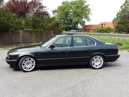 BMW E34 530i V8